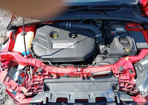 2018 Ford Focus Rs из США, поврежденный, VIN WF0DP3TH7J4127724